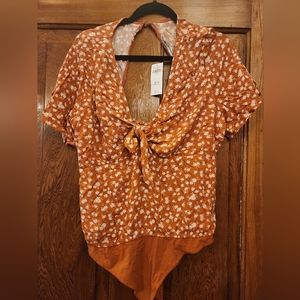 NWT Abercrombie orange floral bodysuit